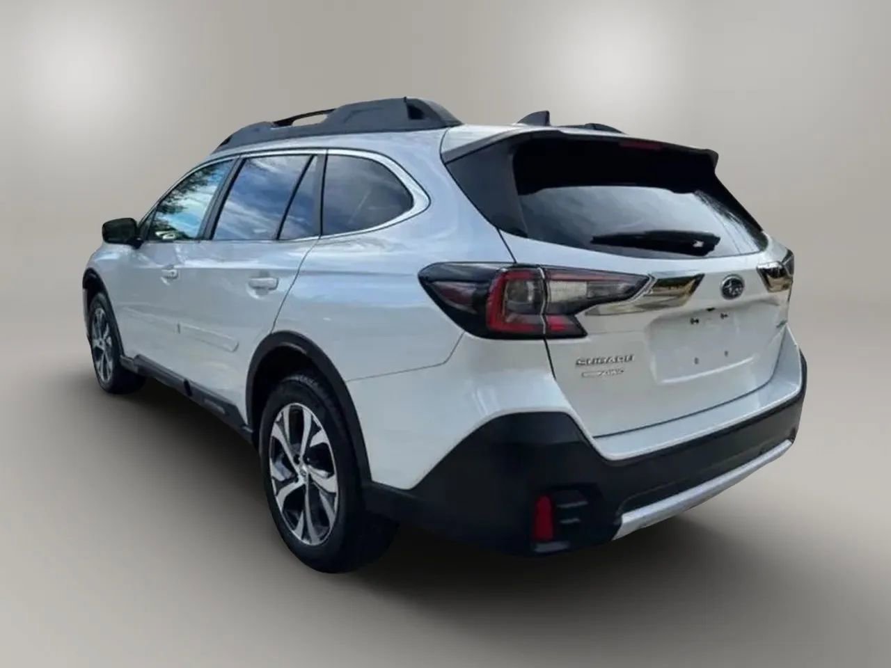 Used 2021 Subaru Outback Limited AWD/4WD image 6