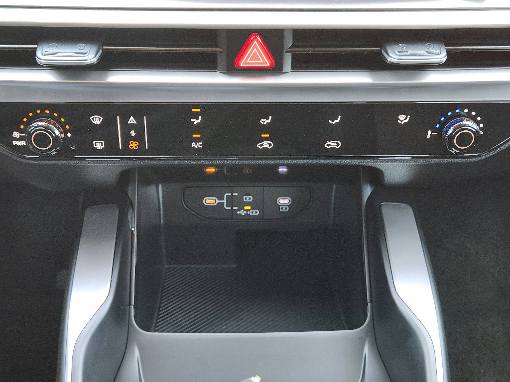 New 2026 Kia Sorento LX image 14