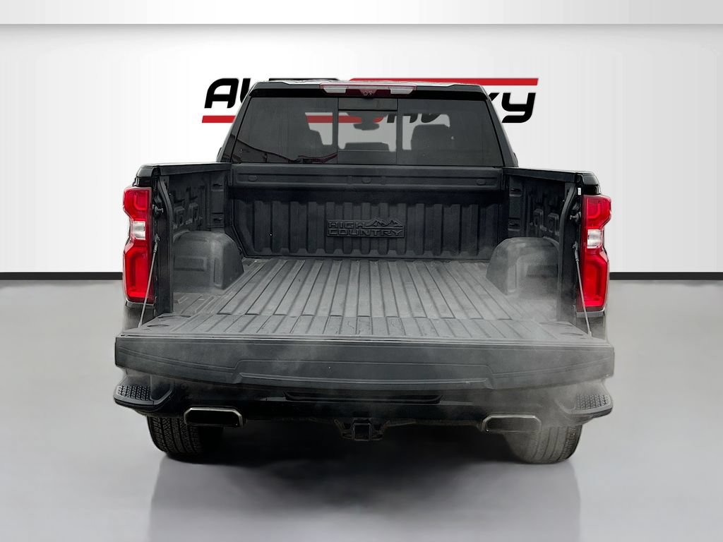 Used 2021 Chevrolet Silverado 1500 High Country w/ Technology Package AWD/4WD image 27