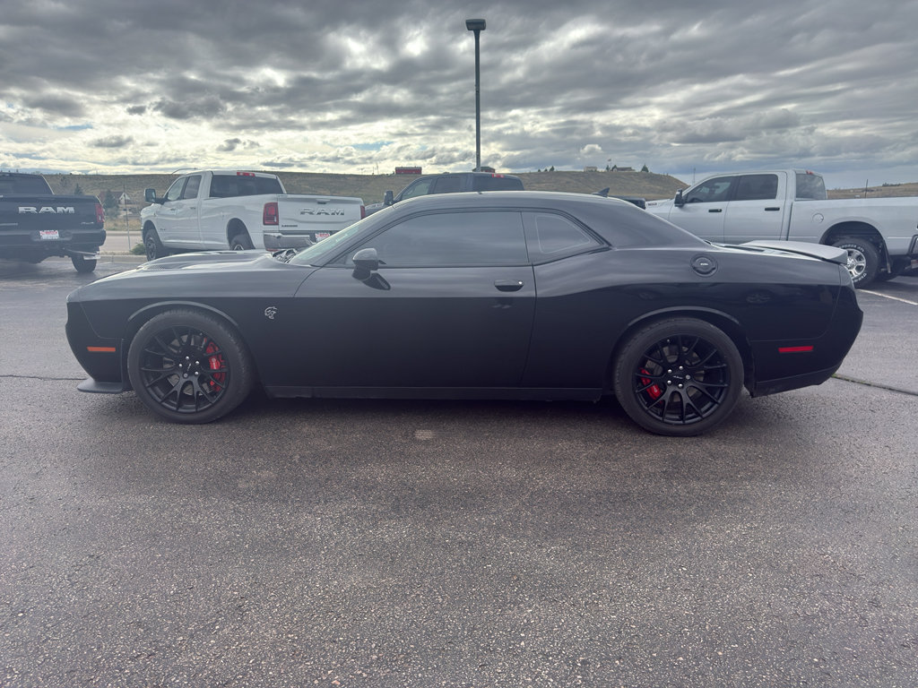 Used 2015 Dodge Challenger SRT Hellcat RWD image 8