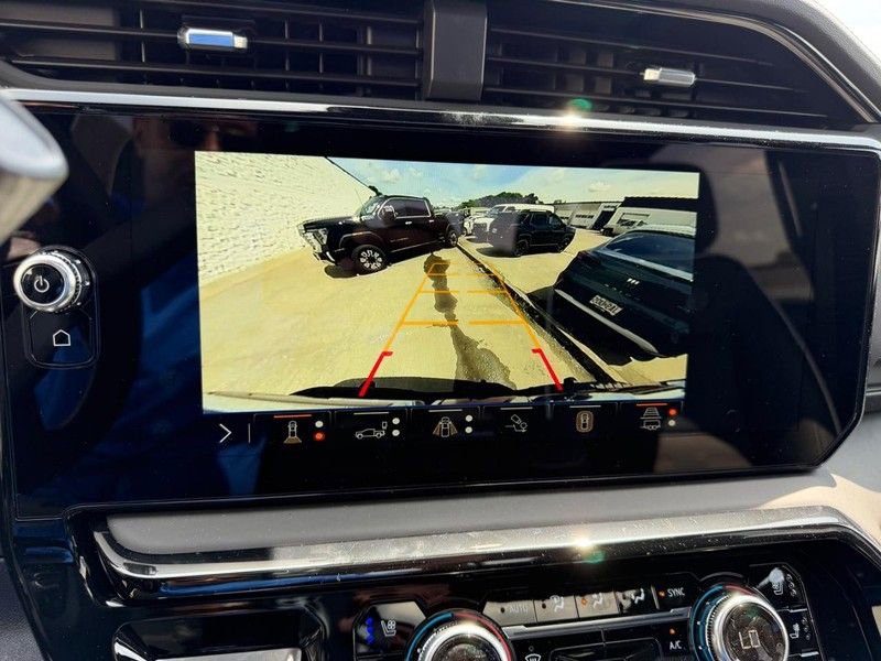 New 2026 GMC Sierra 2500 AT4X w/ AT4X AEV Edition AWD/4WD image 20