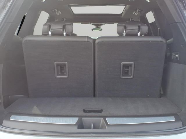 Used 2024 Cadillac XT6 Sport image 7