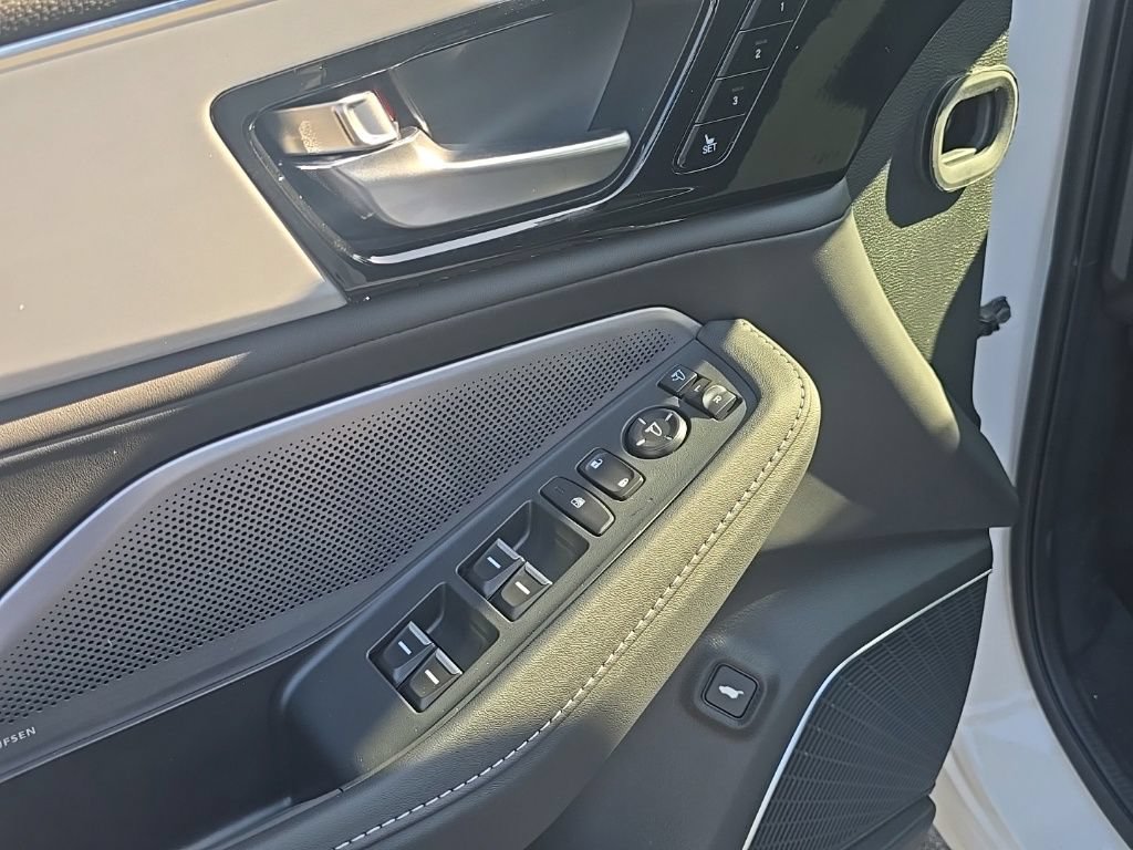 New 2026 Acura MDX w/ Technology Package FWD image 14