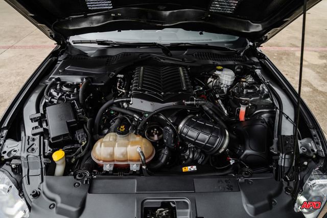 Used 2018 Ford Mustang GT w/ Black Accent Pkg RWD image 28