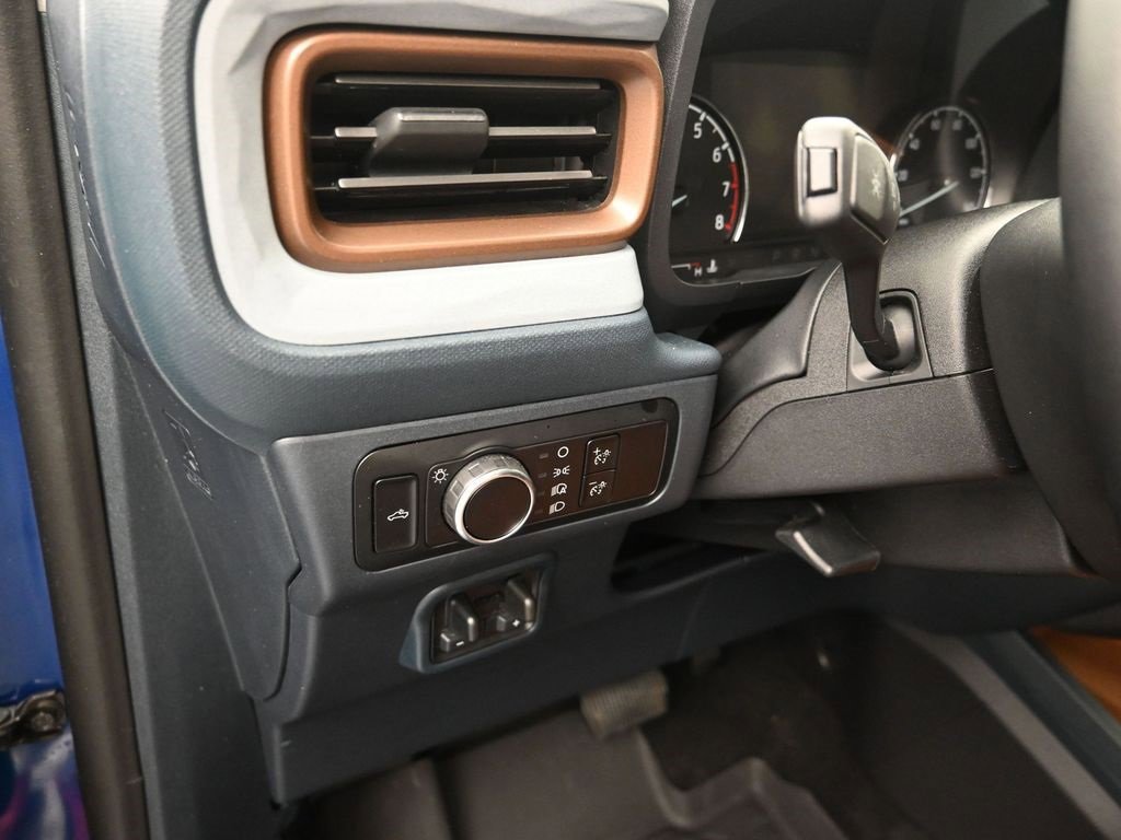 Used 2024 Ford Maverick Lariat w/ FX4 Off-Road Package image 14