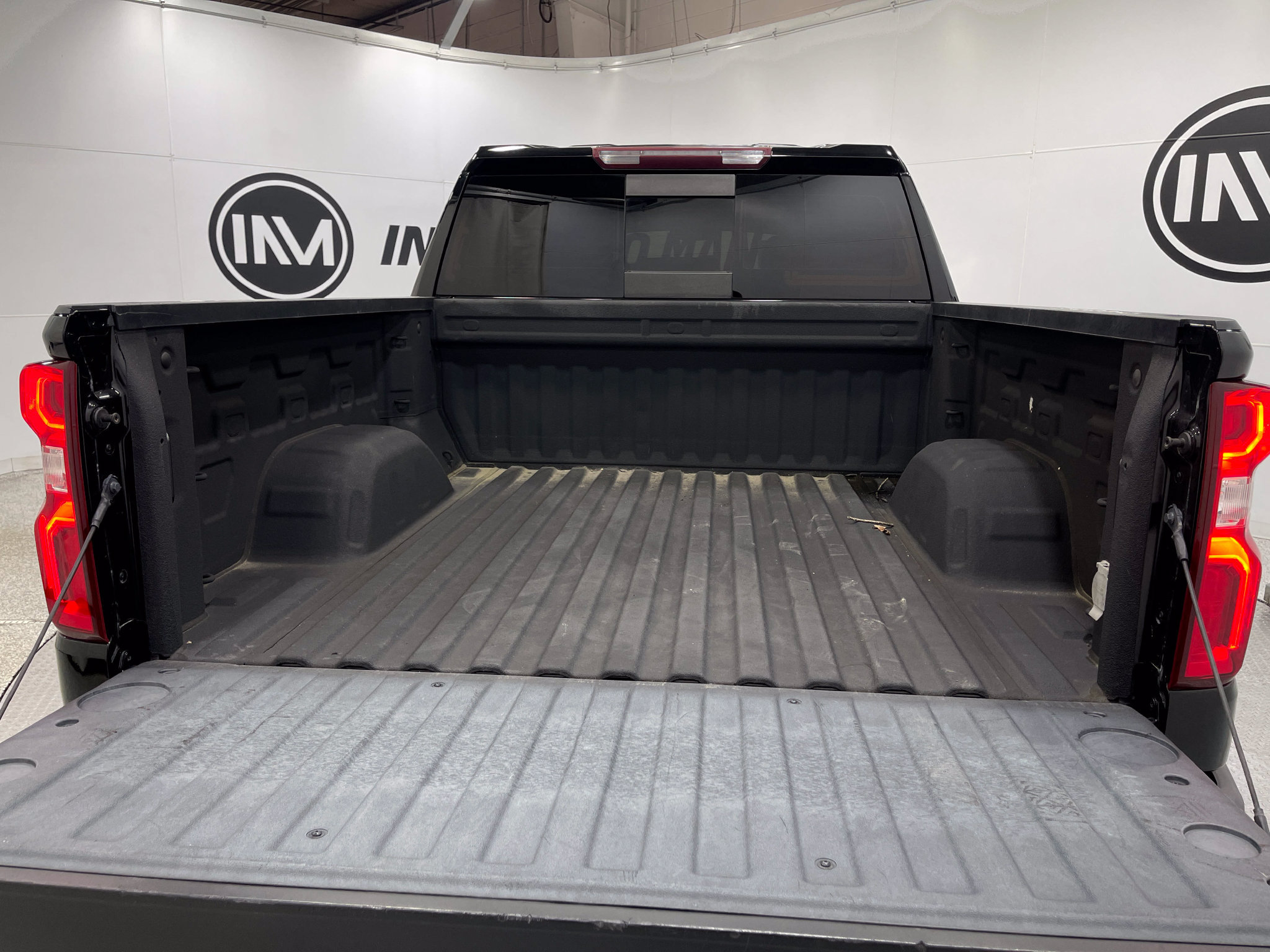 Used 2021 Chevrolet Silverado 1500 LT Trail Boss w/ Convenience Package II AWD/4WD image 24