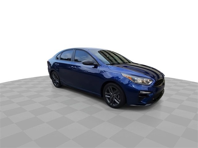 Used 2021 Kia Forte GT-Line w/ GT-Line Premium Package image 2