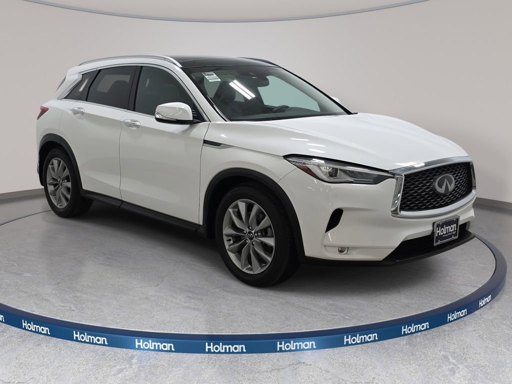 Used 2020 INFINITI QX50 Luxe w/ Cargo Package AWD/4WD image 4