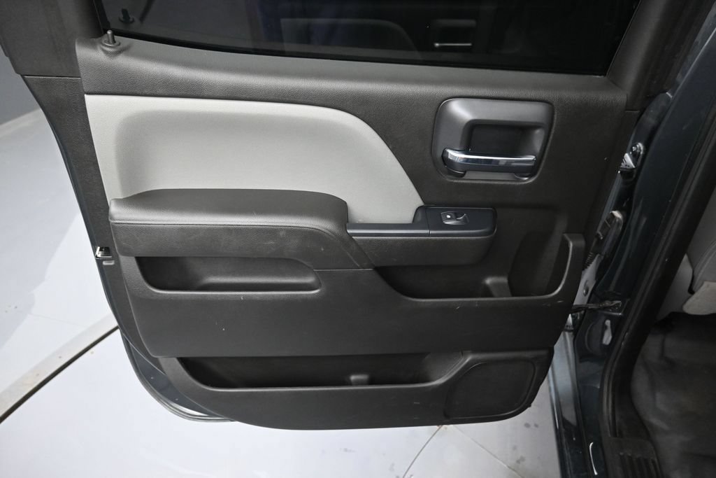 Used 2017 Chevrolet Silverado 2500 W/T AWD/4WD image 23
