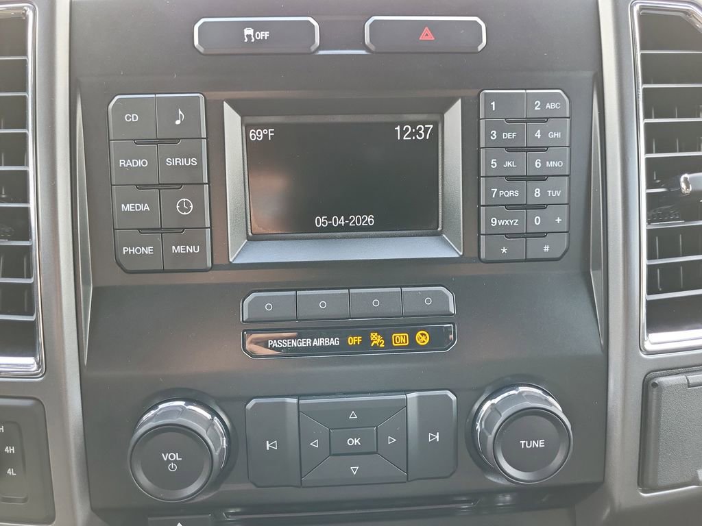 Used 2015 Ford F150 XLT AWD/4WD image 19