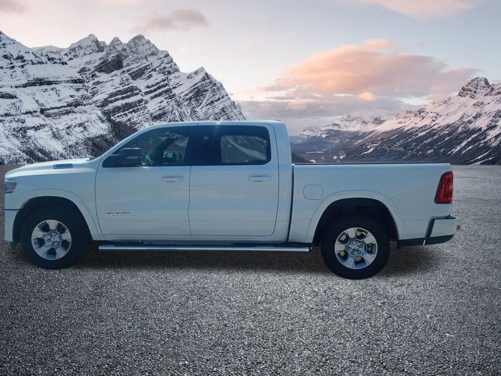 New 2026 RAM 1500 4x4 Crew Cab image 8