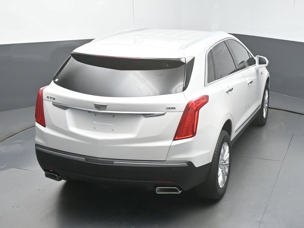 Used 2018 Cadillac XT5 FWD w/ LPO, Wheel Lock Package image 45