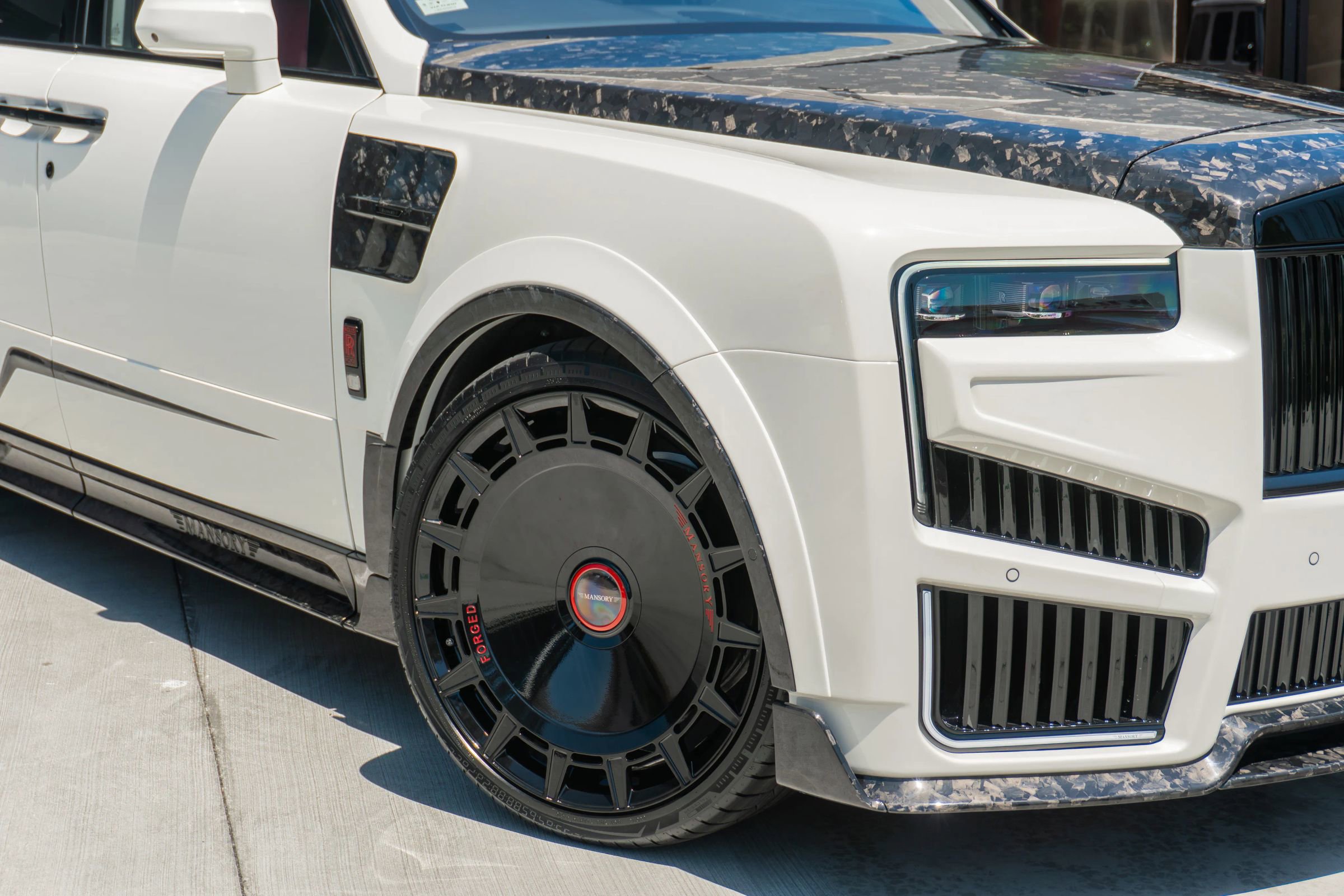 Used 2026 Rolls-Royce Cullinan AWD/4WD image 42
