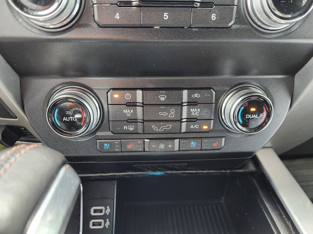 Used 2019 Ford F150 Platinum w/ Equipment Group 701A Luxury image 19