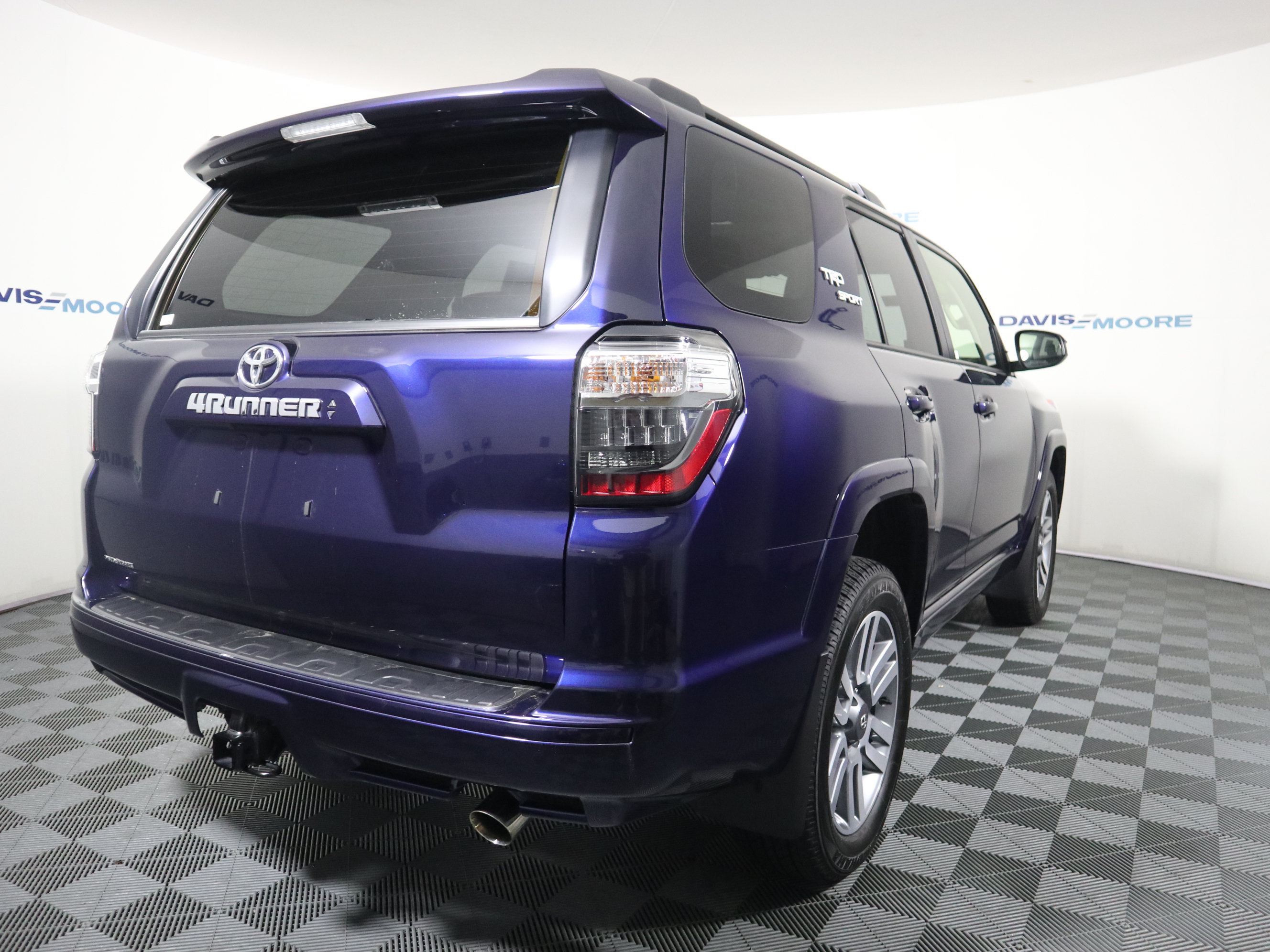 Used 2024 Toyota 4Runner TRD Sport AWD/4WD image 5