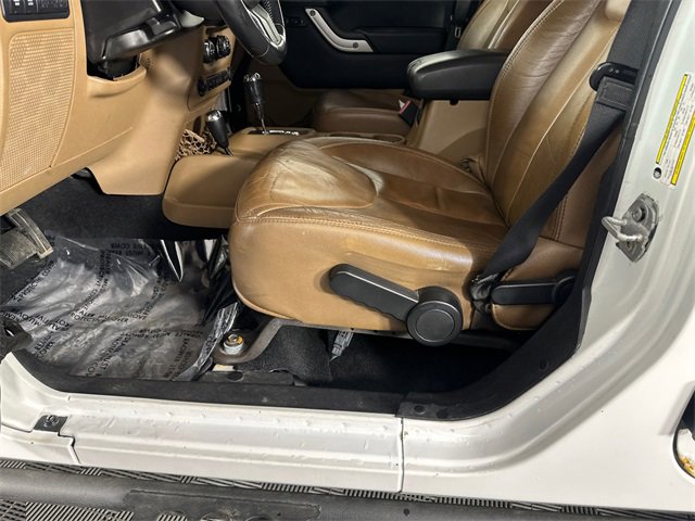 Used 2014 Jeep Wrangler Unlimited Rubicon w/ Dual Top Group image 20