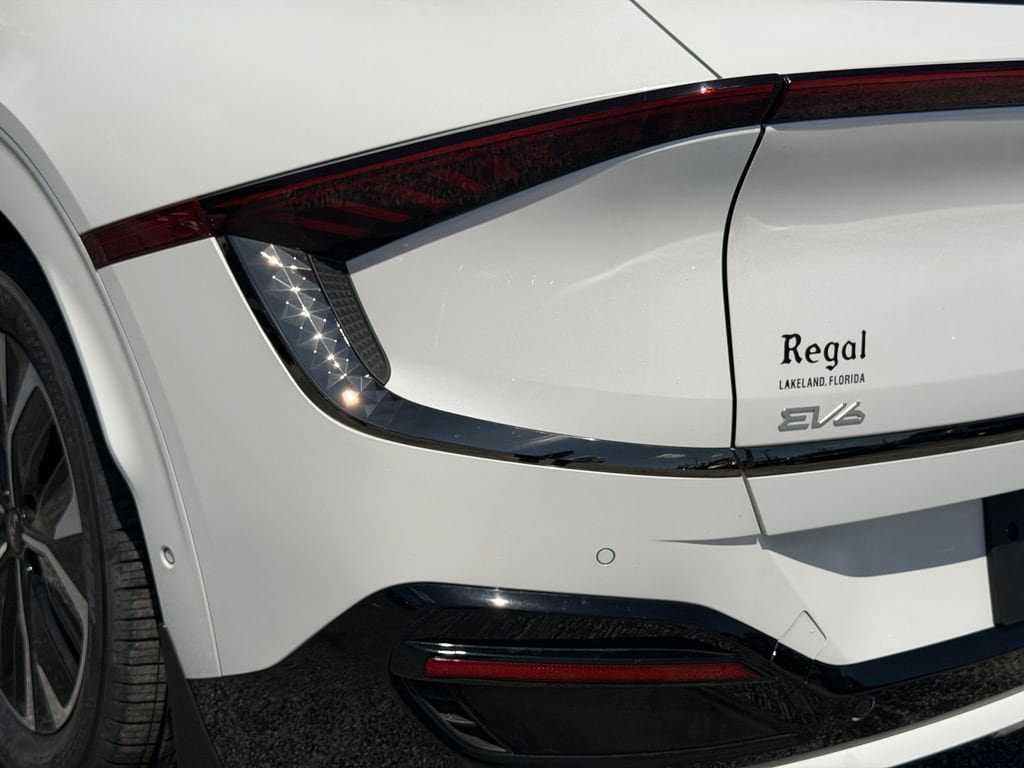 Certified 2024 Kia EV6 GT-Line RWD image 9