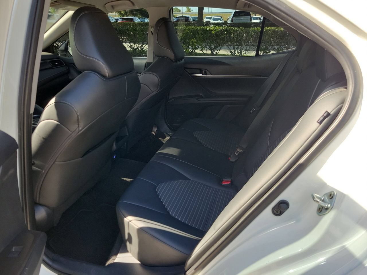 Used 2023 Toyota Camry SE AWD/4WD image 10