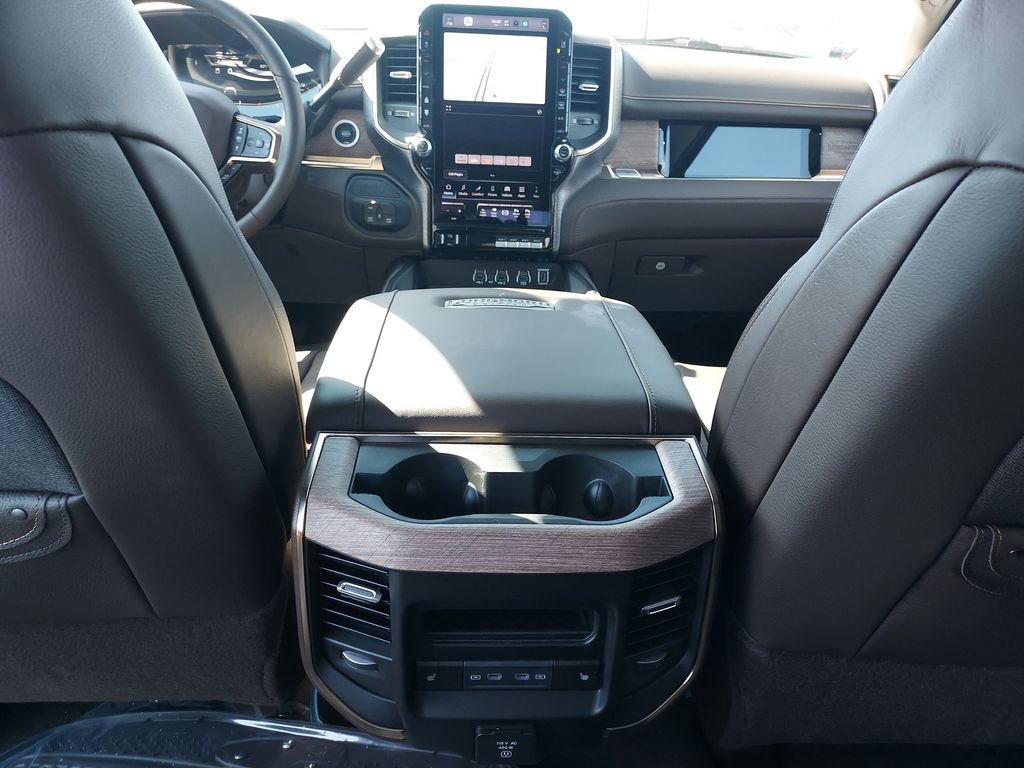 New 2026 RAM 2500 Limited AWD/4WD image 10