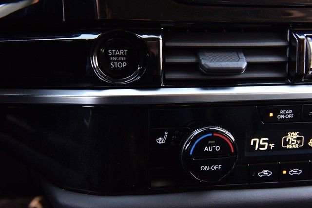 Certified 2025 Nissan Pathfinder SL w/ SL Premium Package image 18