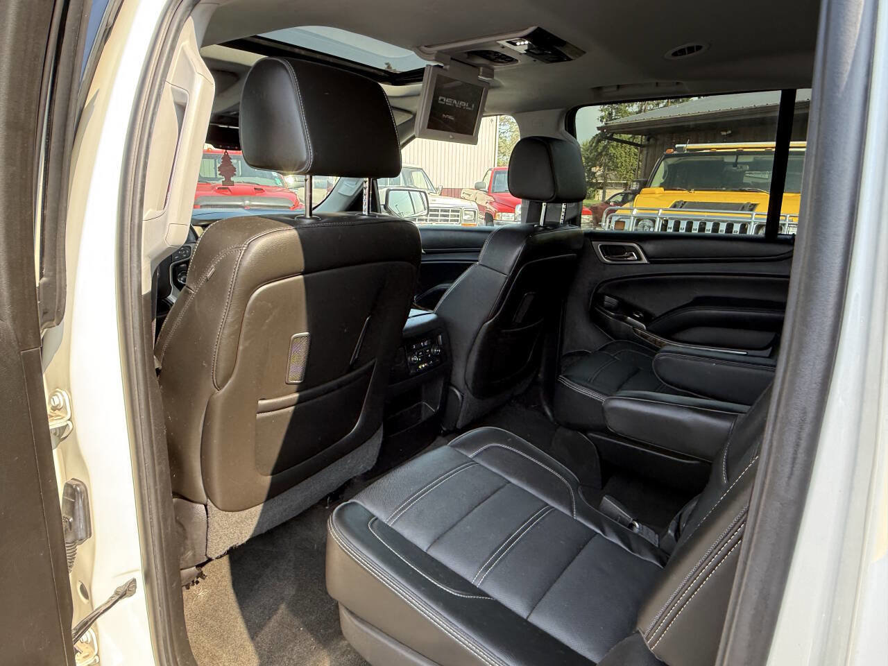 Used 2015 GMC Yukon XL Denali w/ Open Road Package image 20