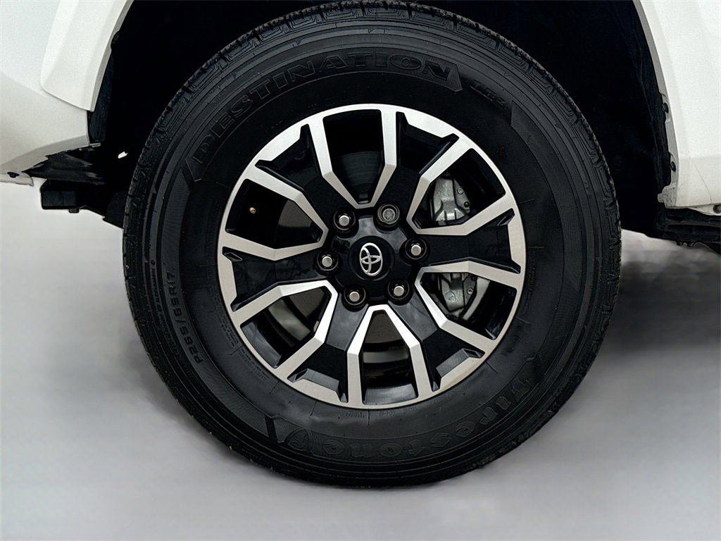 Used 2023 Toyota Tacoma TRD Sport image 28