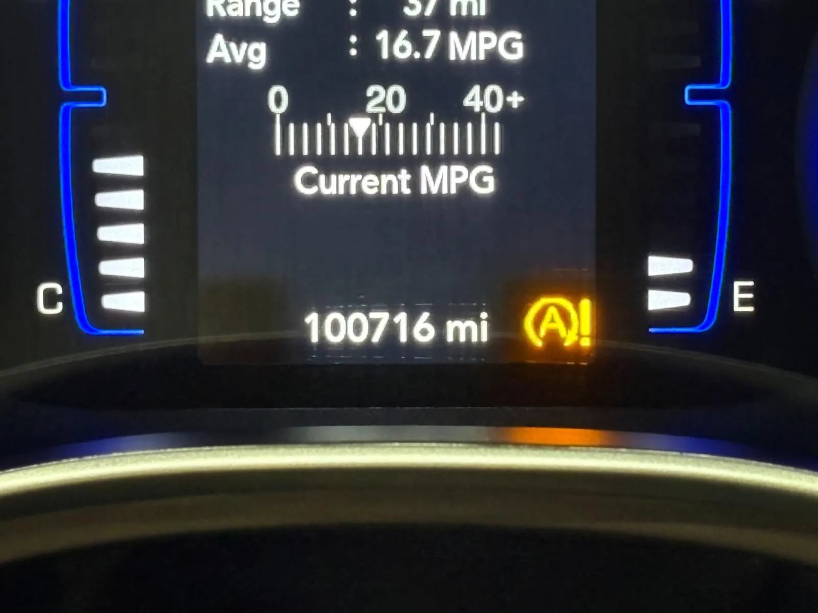 Used 2021 Chrysler Voyager Lxi FWD image 15