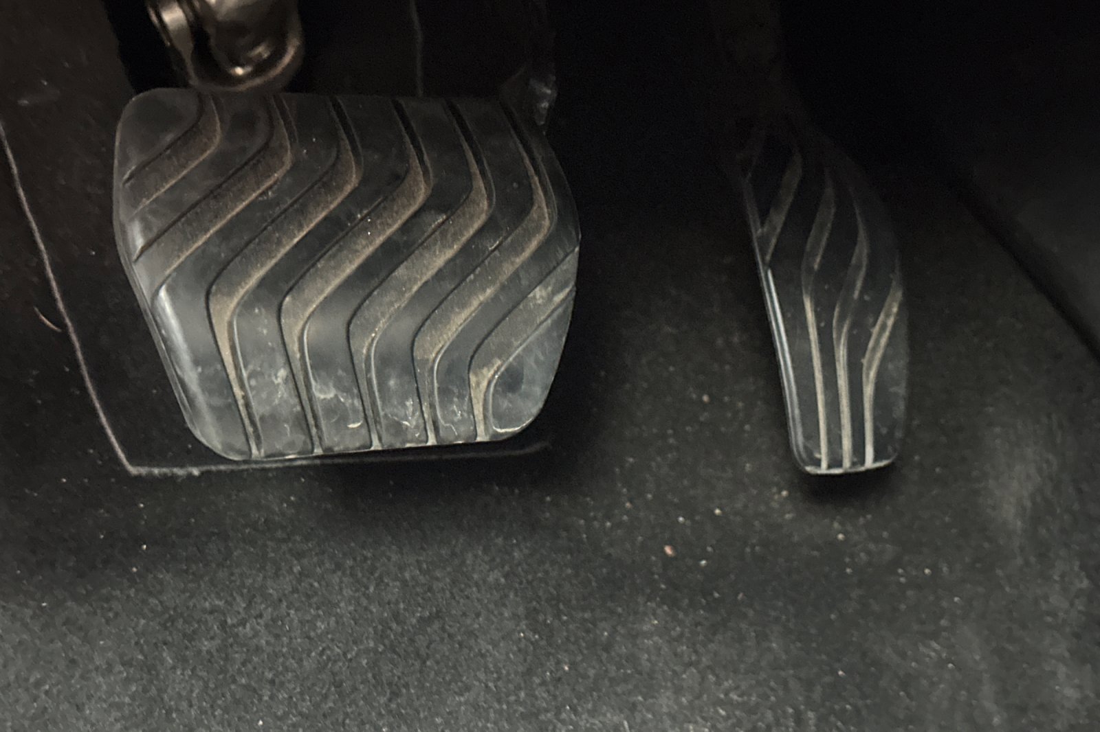 Used 2024 Nissan Sentra SV image 42