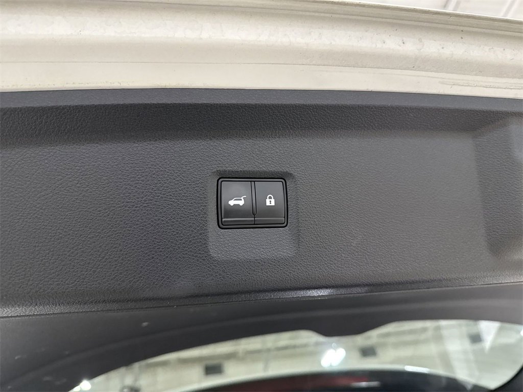 Used 2023 INFINITI QX60 Sensory w/ Vision Package image 30