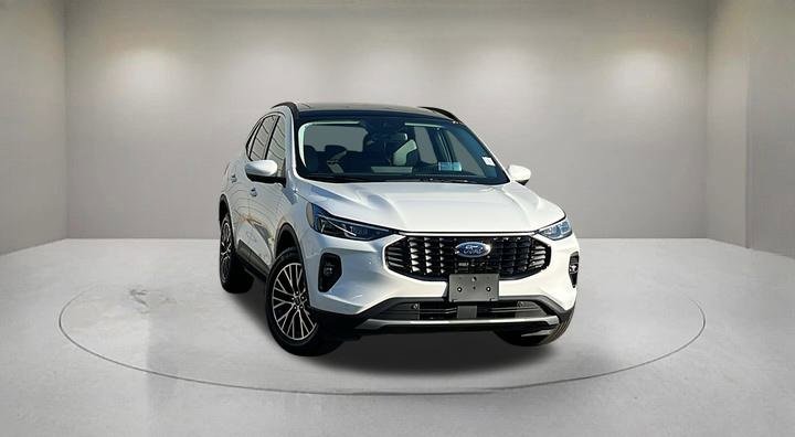 New 2025 Ford Escape SE w/ PHEV Premium Package image 1