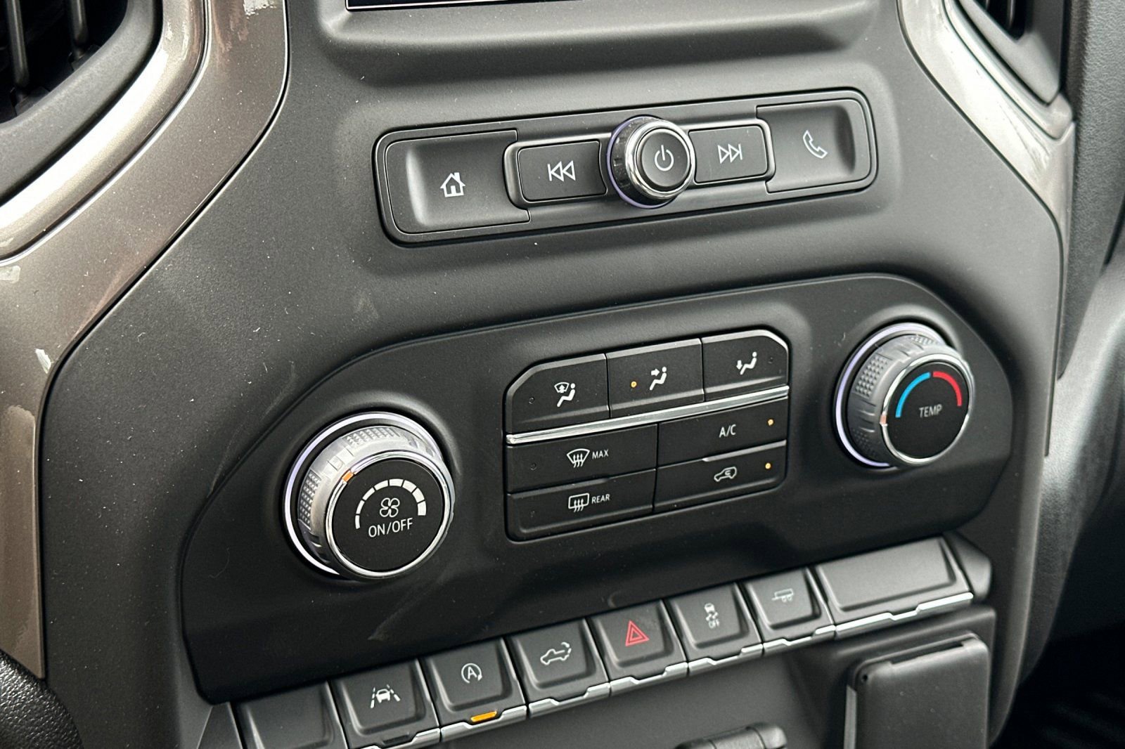 New 2026 Chevrolet Silverado 1500 Custom w/ Turbomax Blackout Package image 19