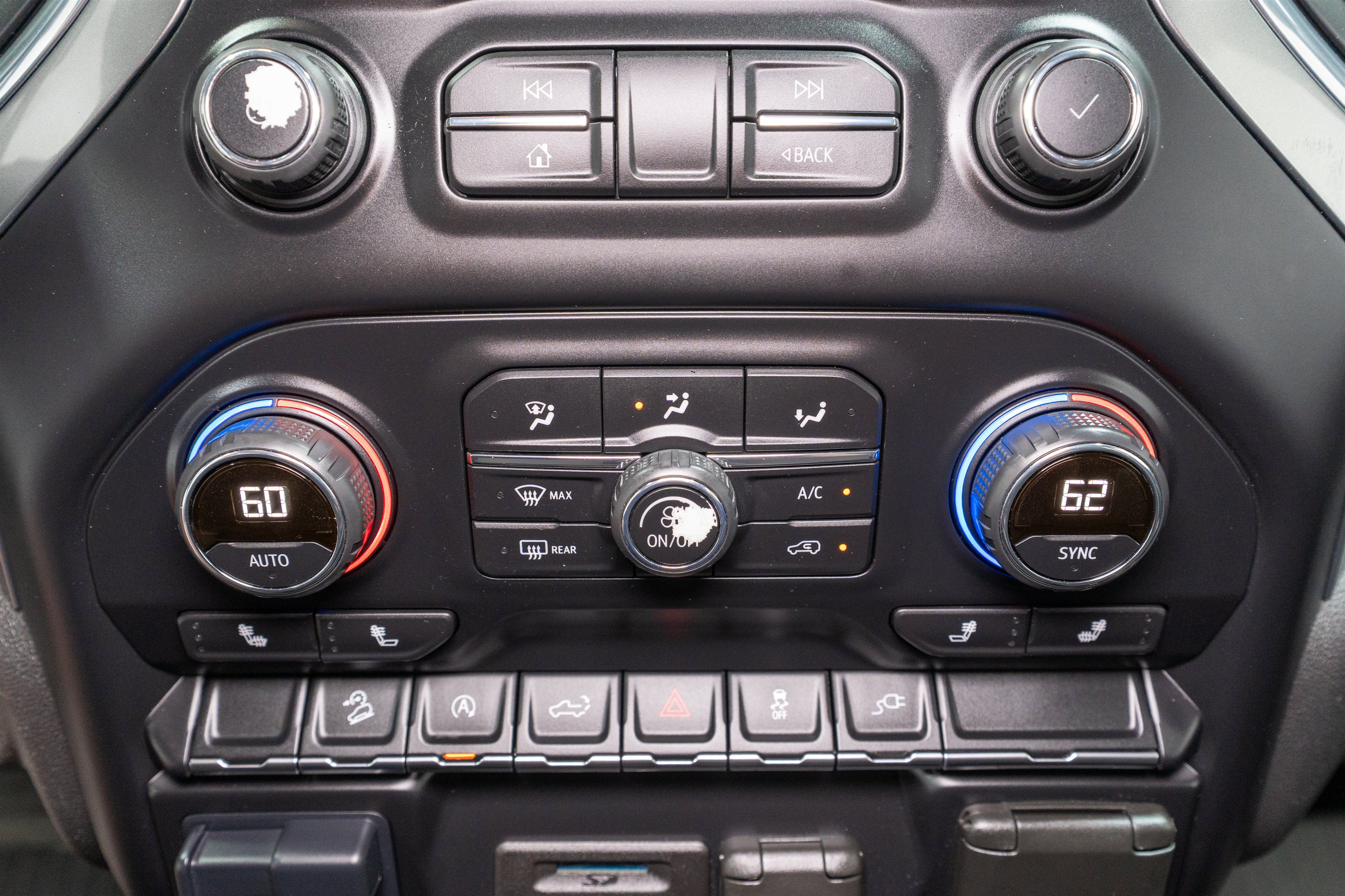 Used 2020 Chevrolet Silverado 1500 LT w/ All-Star Edition AWD/4WD image 20