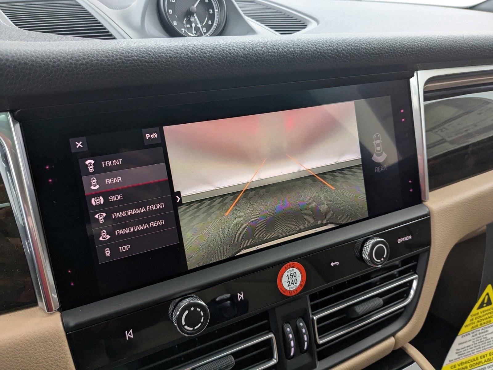 New 2026 Porsche Macan image 17