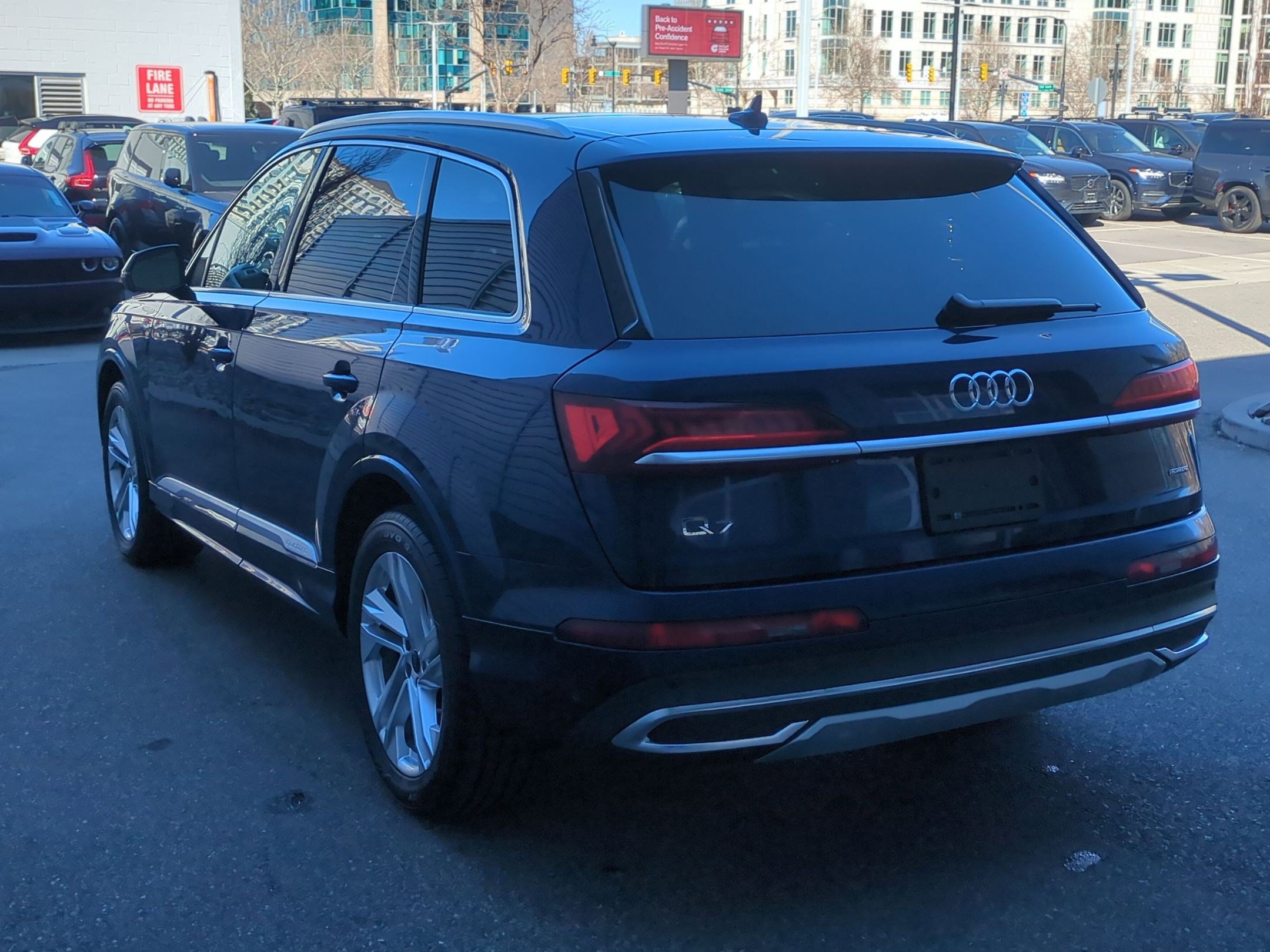 Used 2024 Audi Q7 Premium Plus image 5