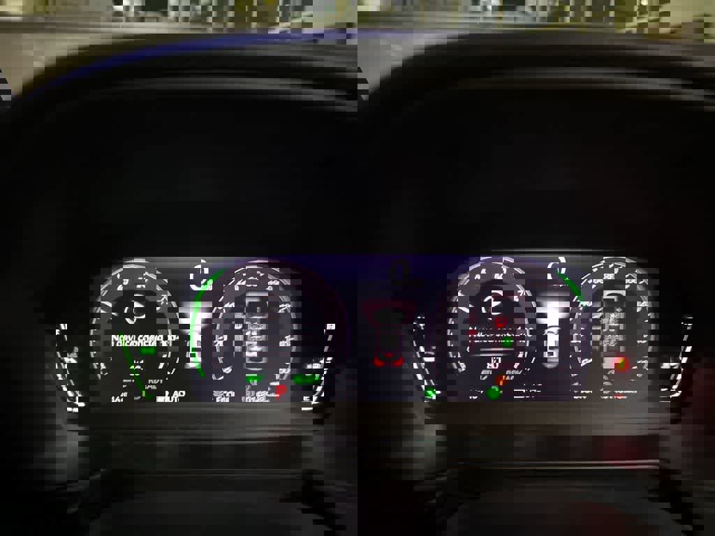 Used 2025 Honda Accord Sport image 27