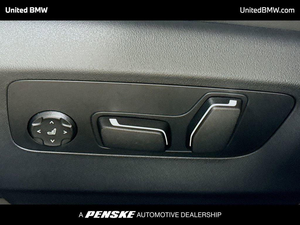 Used 2026 BMW M5 w/ Carbon Package image 4