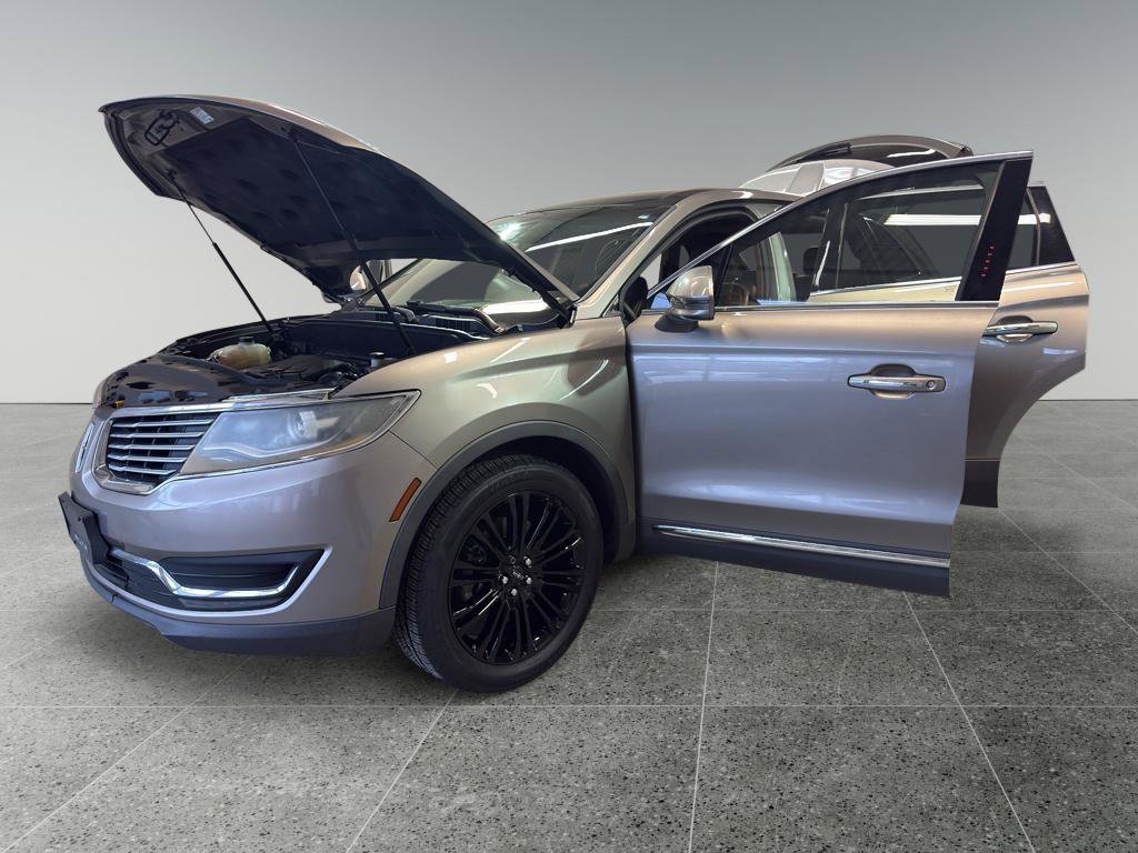 Used 2016 Lincoln MKX Reserve w/ Climate Package AWD/4WD image 9