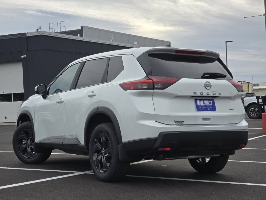 New 2026 Nissan Rogue SV image 8