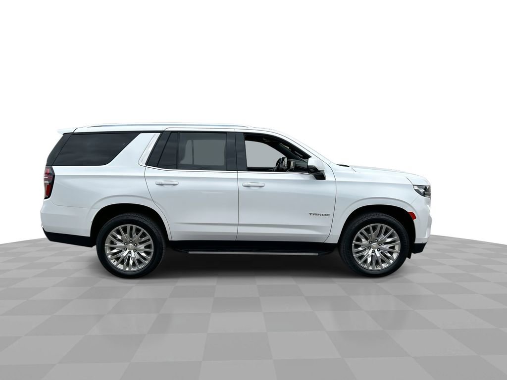 Used 2023 Chevrolet Tahoe LT w/ Luxury Package AWD/4WD image 9