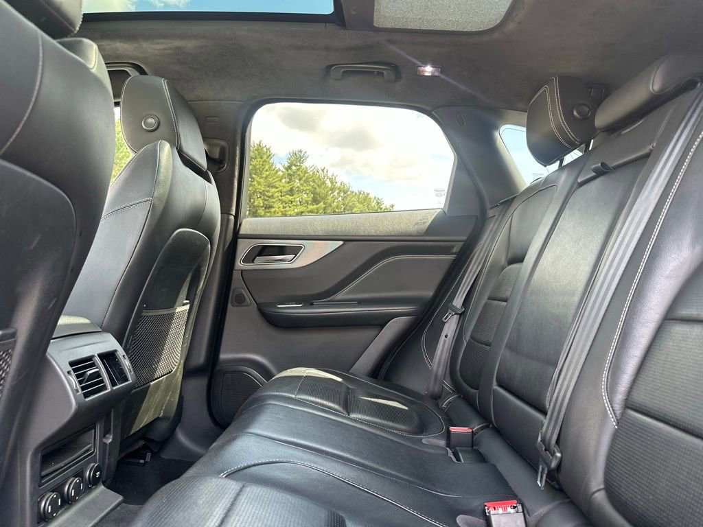 Used 2020 Jaguar F-PACE S AWD/4WD image 19