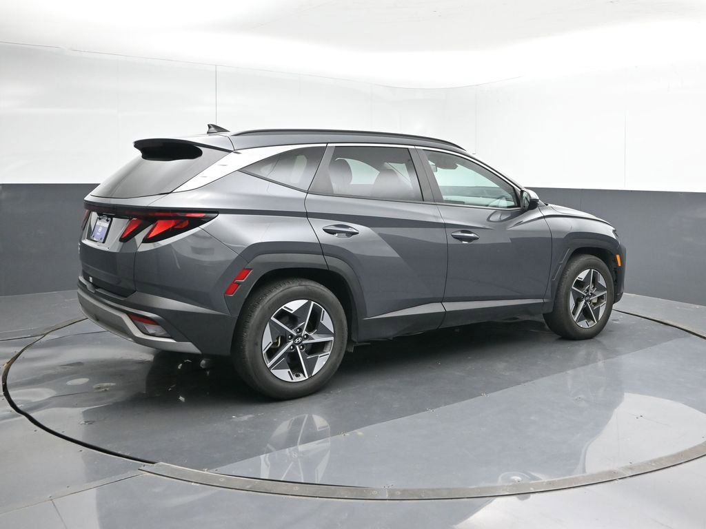 Used 2025 Hyundai Tucson SEL FWD image 5
