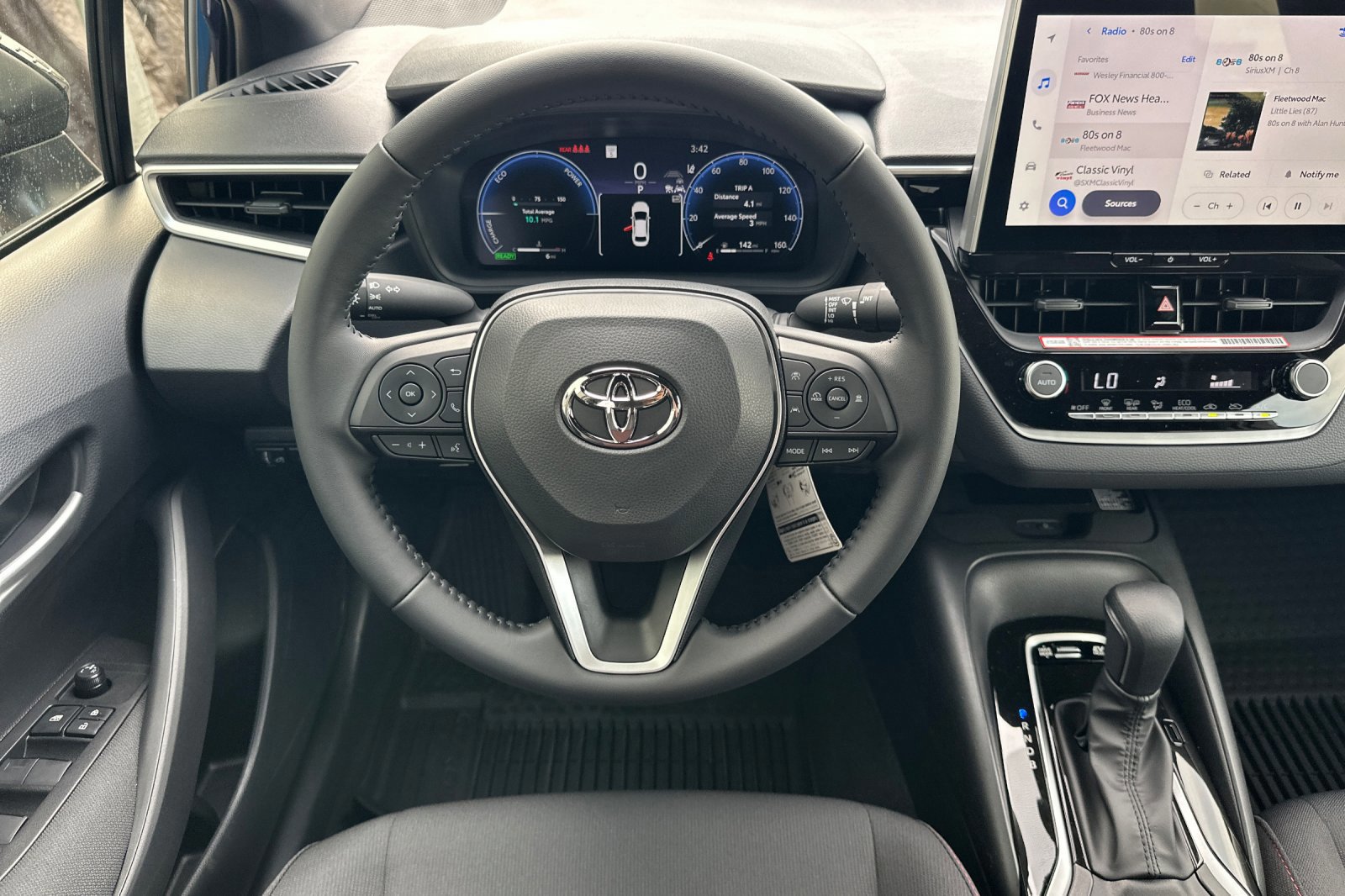 Certified 2026 Toyota Corolla SE w/ SE Premium Package image 14