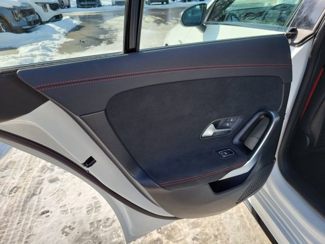 Used 2022 Mercedes-Benz CLA 35 AMG 4MATIC image 21