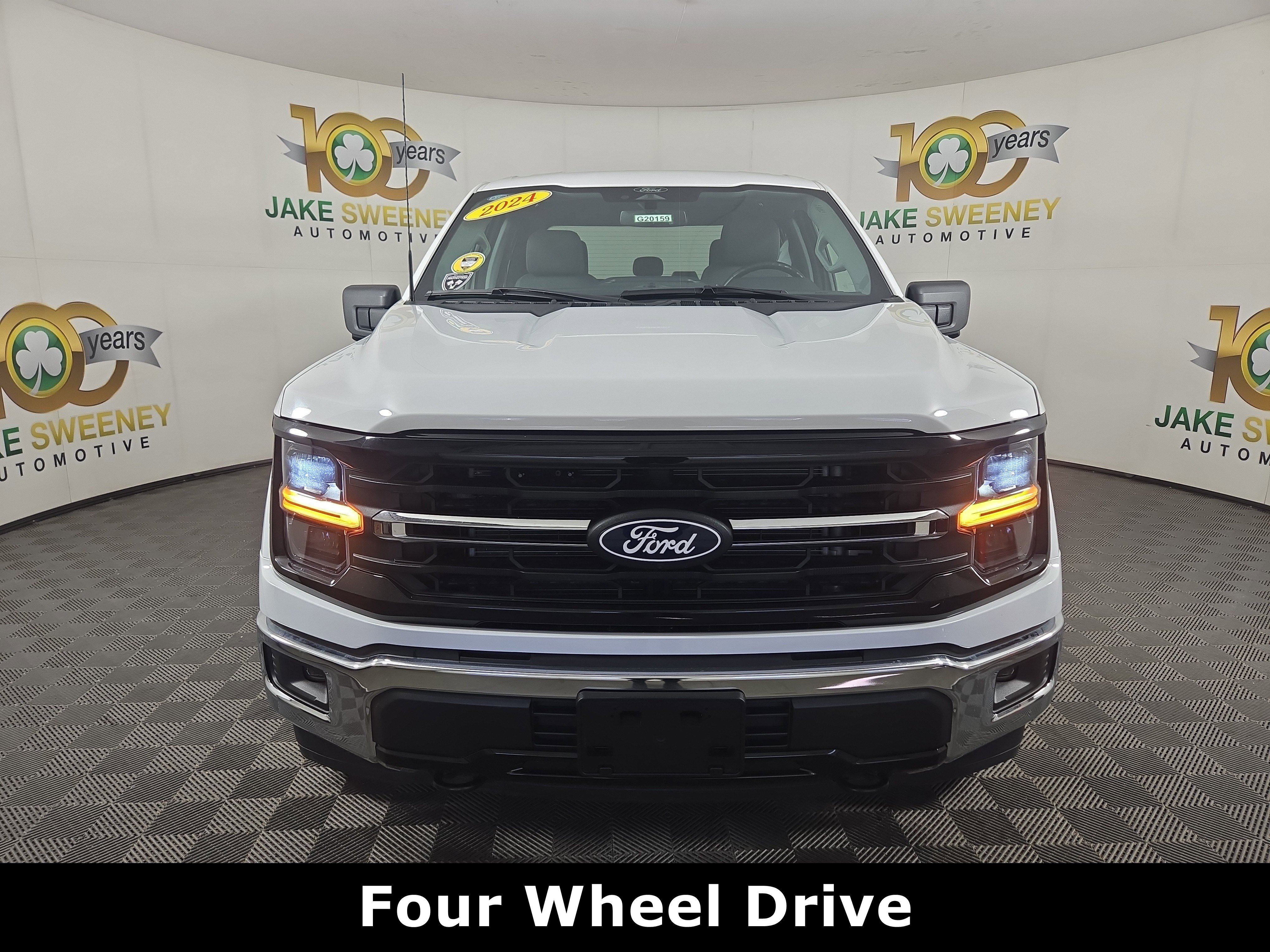 Used 2024 Ford F150 XLT w/ Tow/Haul Package image 2