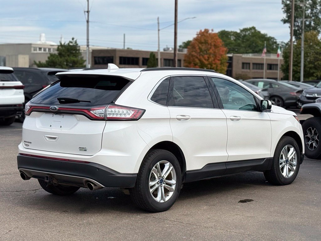 Certified 2018 Ford Edge SEL w/ Equipment Group 201A AWD/4WD image 32