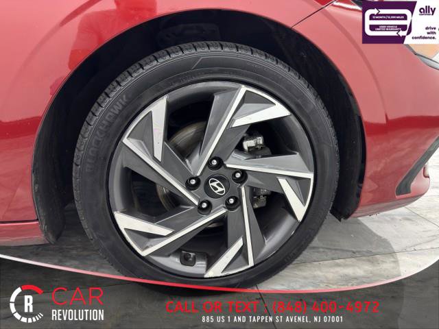 Used 2024 Hyundai Elantra Limited FWD image 10