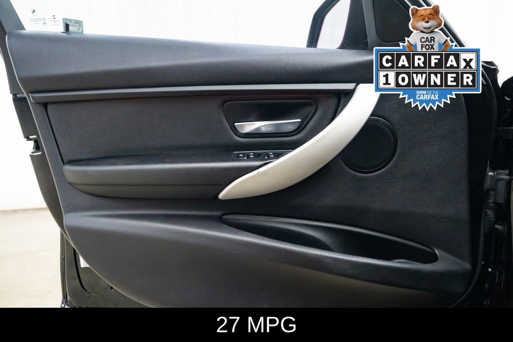 Used 2017 BMW 320i Sedan RWD image 19