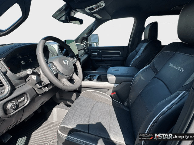 New 2026 RAM 3500 Laramie AWD/4WD image 9