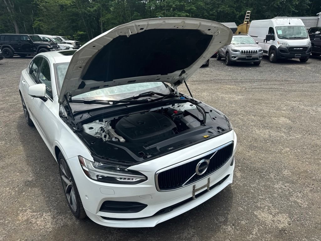 Used 2017 Volvo S90 T6 Momentum w/ Vision Package AWD/4WD image 38