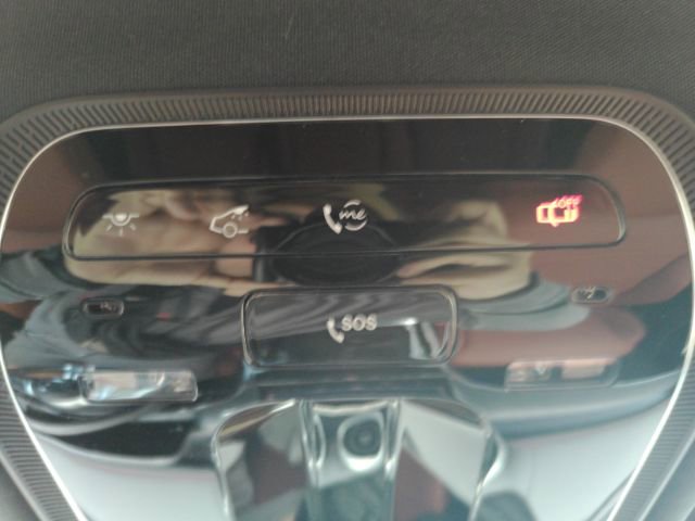 Used 2024 Mercedes-Benz GLC 300 w/ Driver Assistance Package image 48